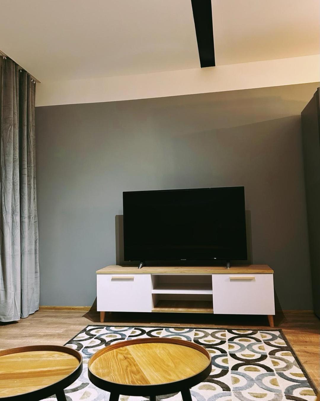 Apartament Tysiaclecia 6 Apartment Катовице Екстериор снимка